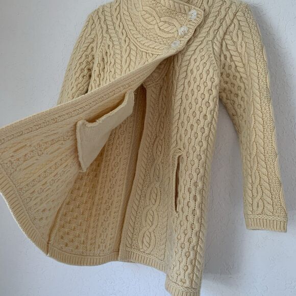 Aran Crafts Sweater Cardigan Women XS Beige Cream Button Chunky Cable Knit Irish - Picture 3 of 8